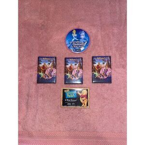 5 DISNEY ON VIDEO PIN LOT‎ Cinderella The King And I Winnie The Pooh Buttons